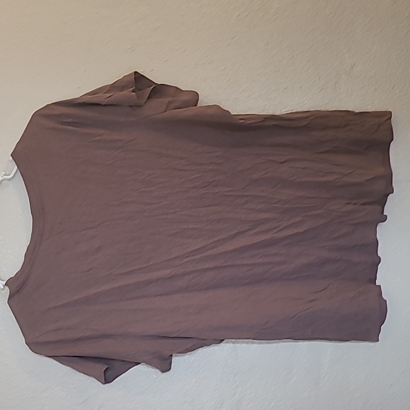 Forever 21 tee - Picture 3 of 3